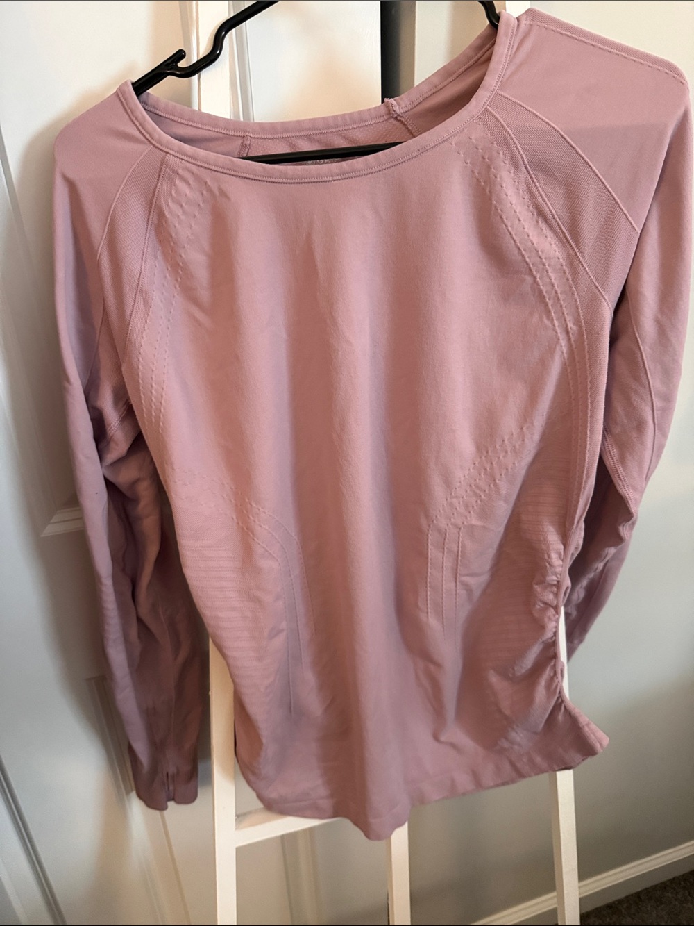 GAIAM Long-Sleeve Crewneck Top in Dusty Mauve